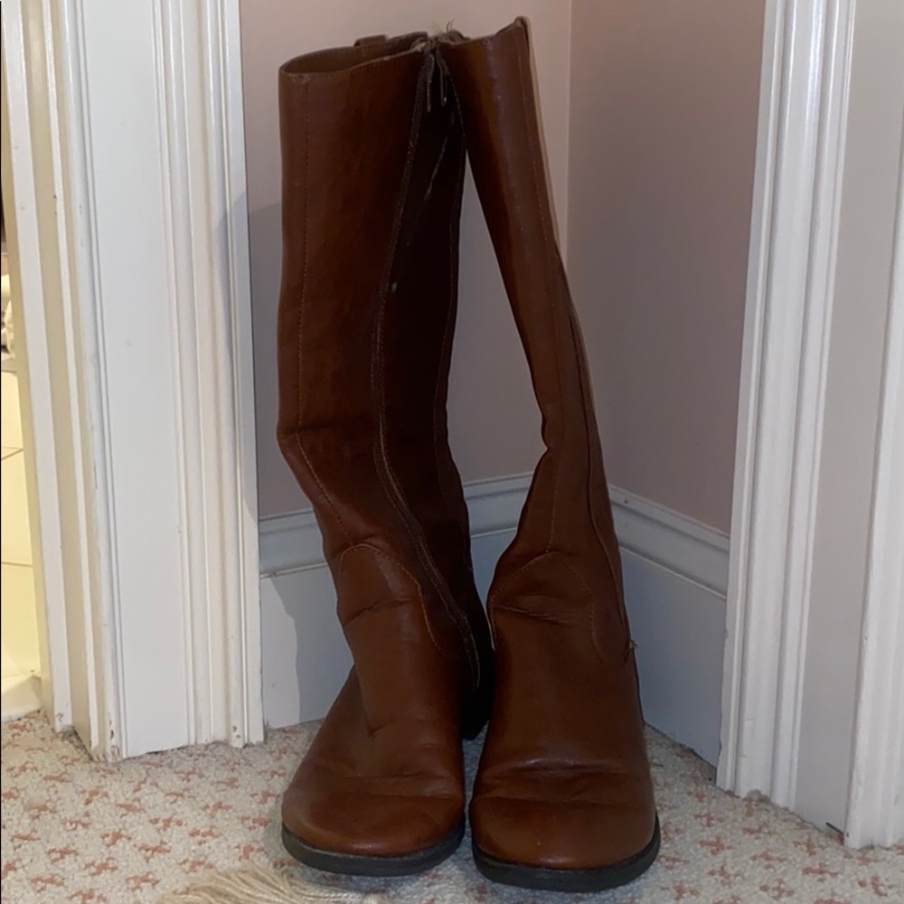 Knee high boots - Picture 2 of 3
